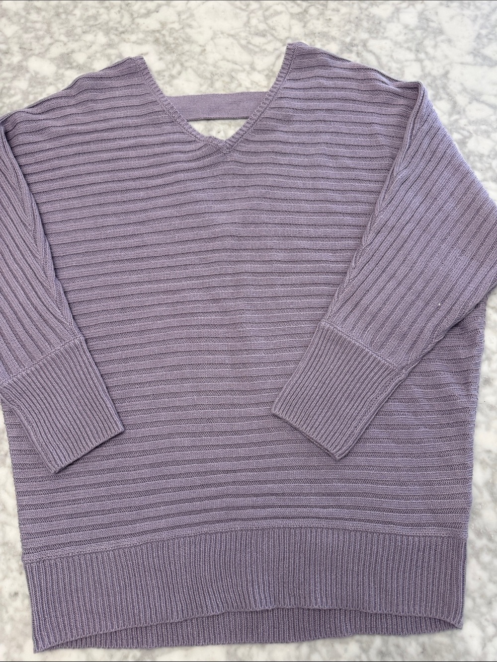 New York & Company Lavender Ribbed V-Neck Short Sleeve Sweater